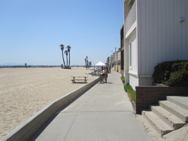 Seal Beach in Seal Beach, CA - California Beaches