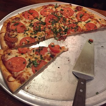 Dario's Pizza Restaurant, Sausalito, CA - California Beaches