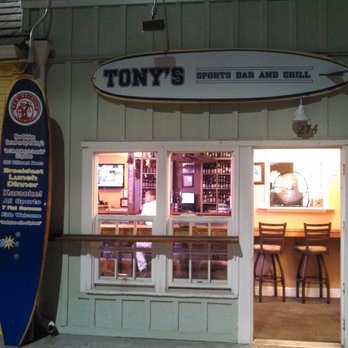 tony's sports bar and grill